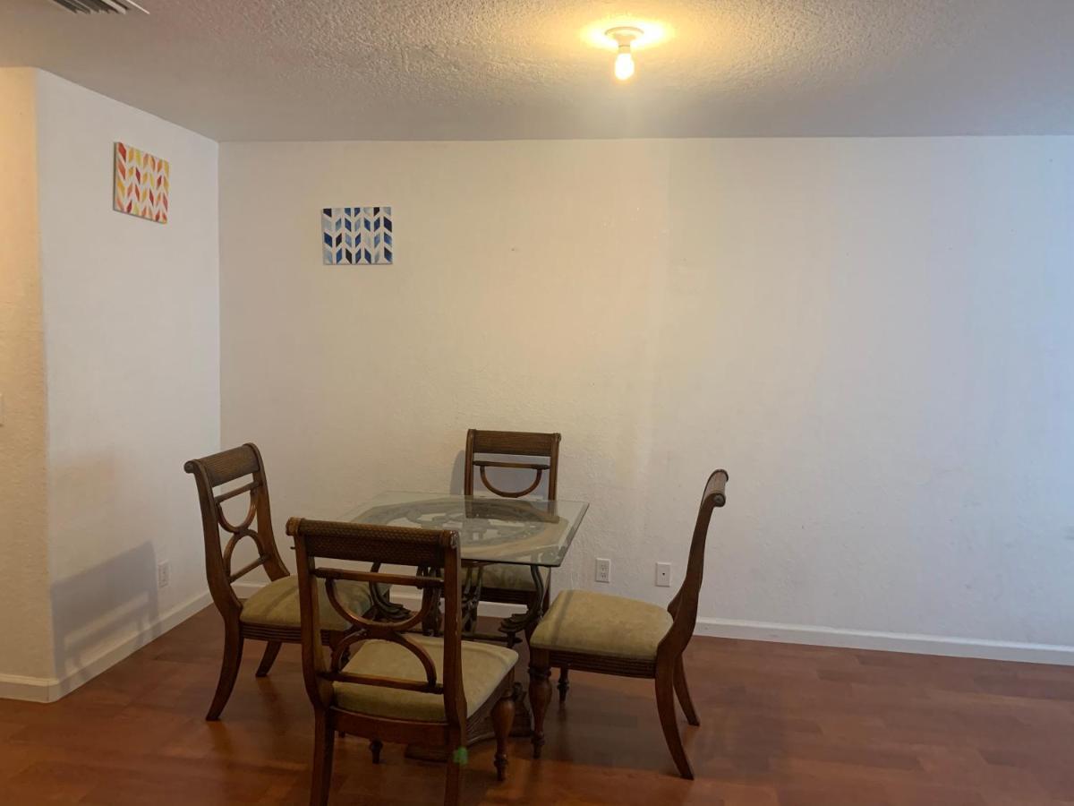 Bedroom Suite In Lauderdale Lakes Townhome Fort Lauderdale Luaran gambar