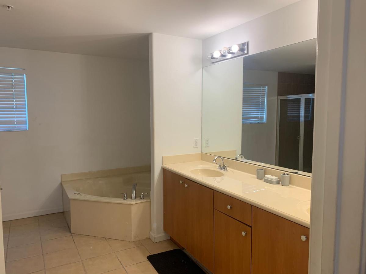 Bedroom Suite In Lauderdale Lakes Townhome Fort Lauderdale Luaran gambar