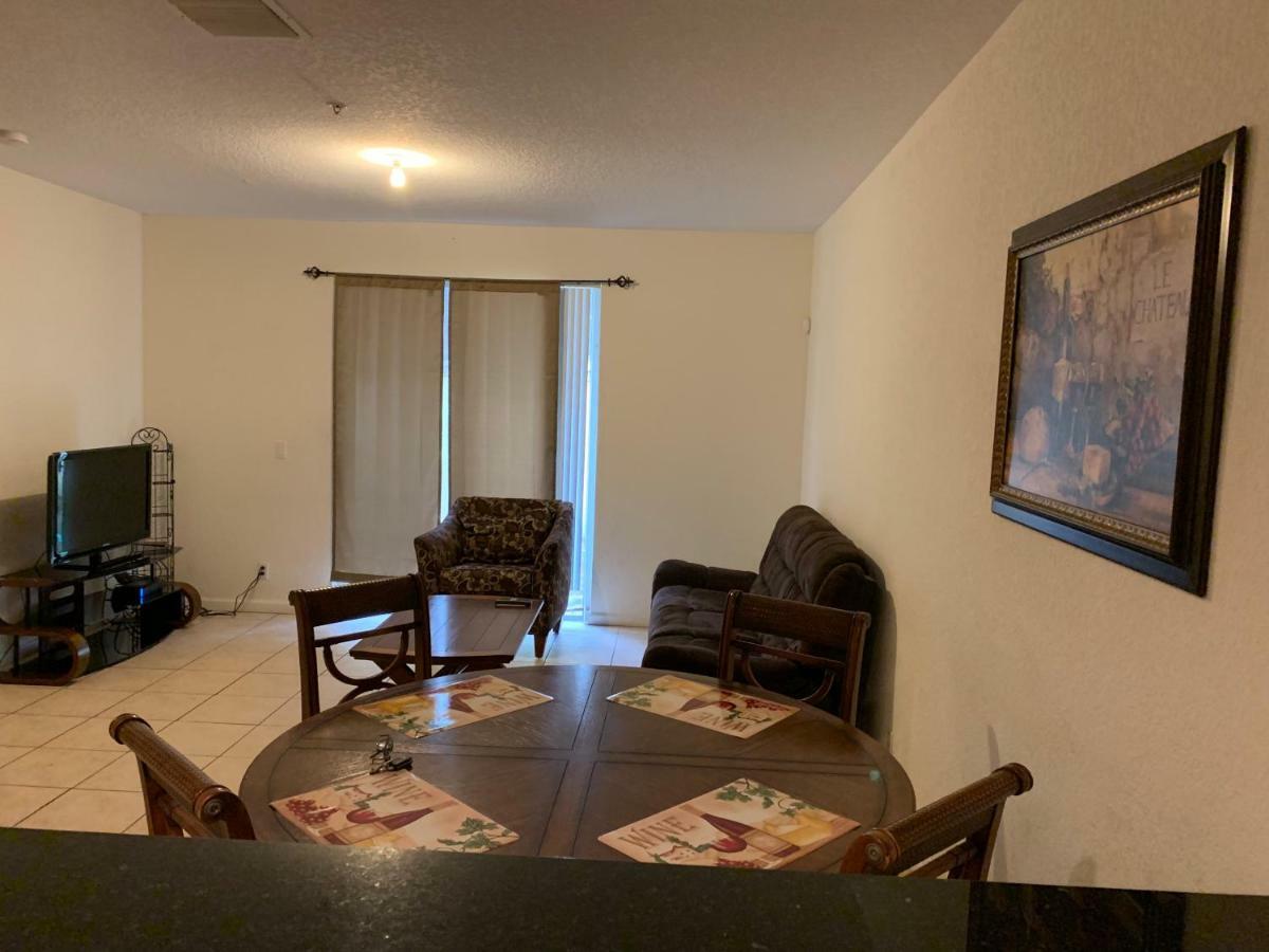 Bedroom Suite In Lauderdale Lakes Townhome Fort Lauderdale Luaran gambar